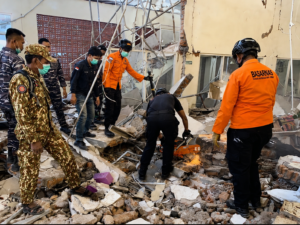 Gempa NTT Tewaskan 111 Orang, Lebih dari 188 Ribu Warga Mengungsi