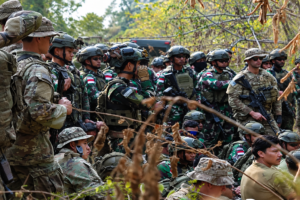 Prajurit Yonif 502 Kostrad Uji Kemampuan Tempur Melalui Latihan Menembak Lorong di Super Garuda Shield 2026