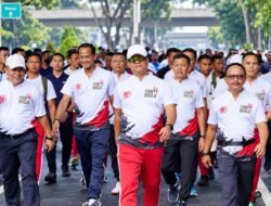 Fun Walk HUT ke-81 TNI Satukan Langkah Prajurit dan Masyarakat di Jakarta