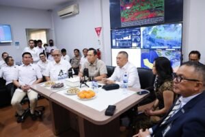 Abu Vulkanik Gunung Anak Krakatau Ganggu Penerbangan, Pemerintah Siapkan Mitigasi dan Bandara Alternatif